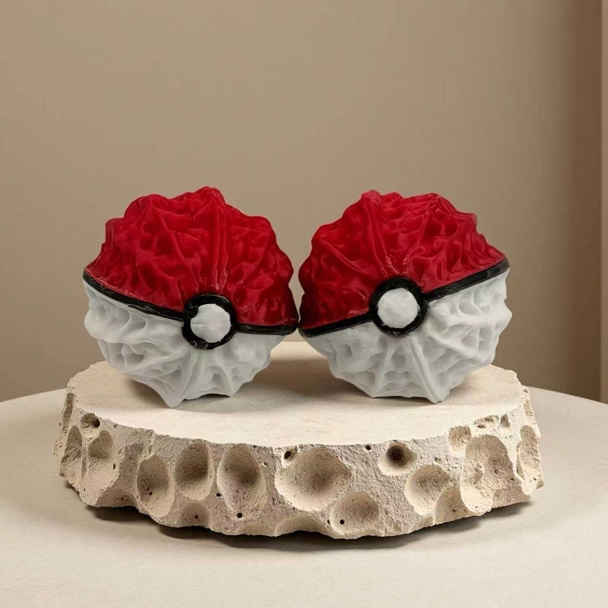 Pokeball Cosplay Prop - كرة بوكيمون ثلاثية الأبعاد على شكل