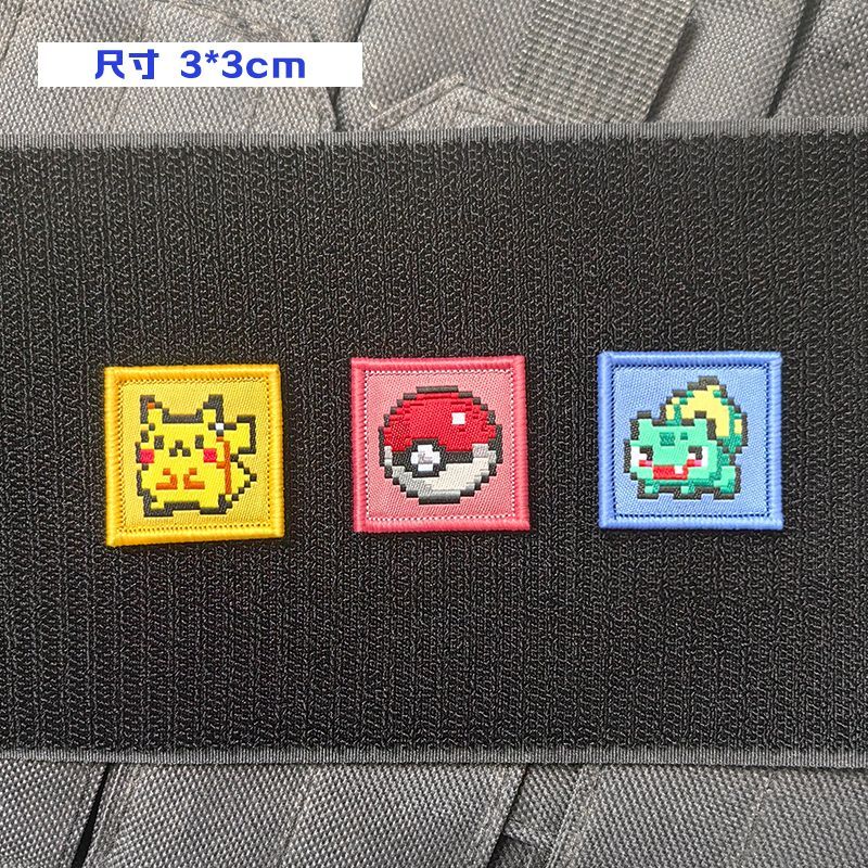 رقع تطريز بيكسل لألعاب بوكيمون - مراجعة Pokeball Cosplay Prop وسعره